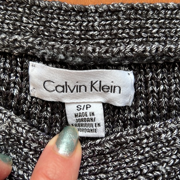 Calvin Klein sweater - Picture 2 of 4